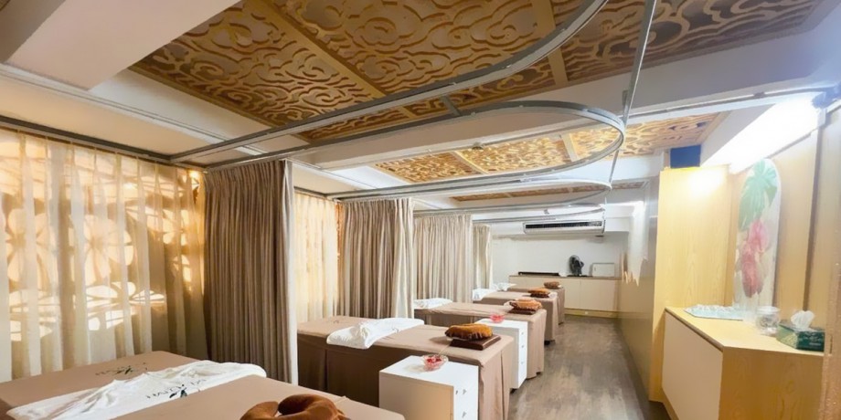 19chaca-massage 2.jpg